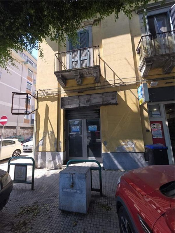 locale commerciale in affitto a Messina in zona Centro Storico