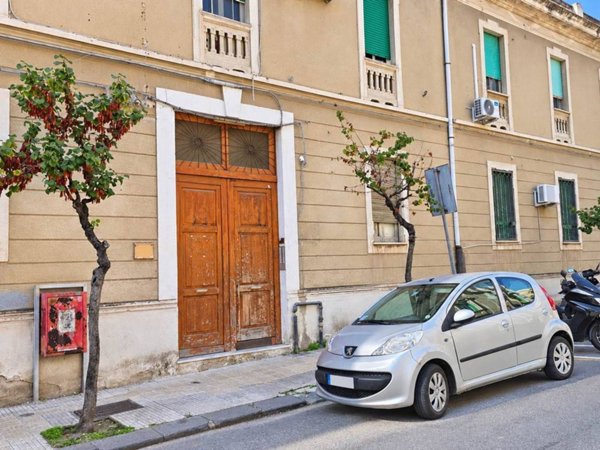 negozio in affitto a Messina