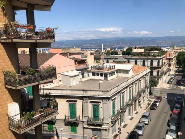 appartamento in affitto a Messina in zona Centro Storico