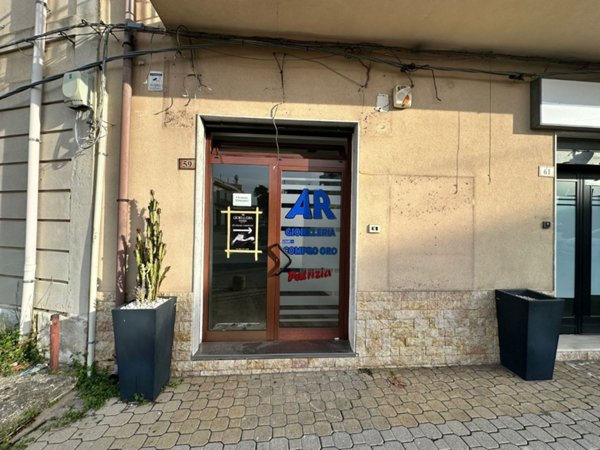 negozio in affitto a Milazzo in zona San Pietro