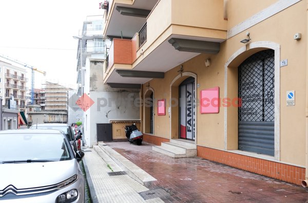 locale commerciale in affitto a Milazzo