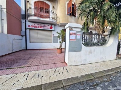 negozio in affitto a Milazzo in zona Santa Marina