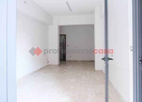 locale commerciale in affitto a Milazzo in zona San Giovanni