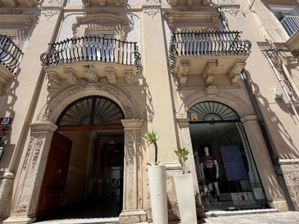 negozio in affitto a Milazzo in zona San Giovanni