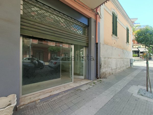 locale commerciale in affitto a Milazzo in zona San Giovanni