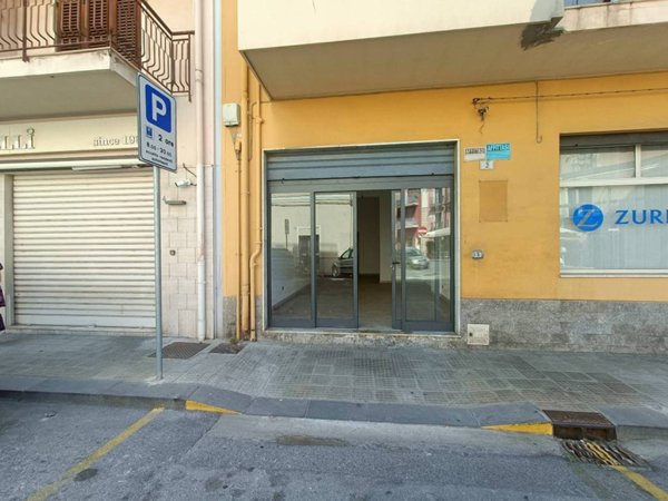 negozio in affitto a Milazzo in zona San Giovanni