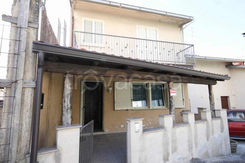 casa indipendente in affitto a Montalbano Elicona