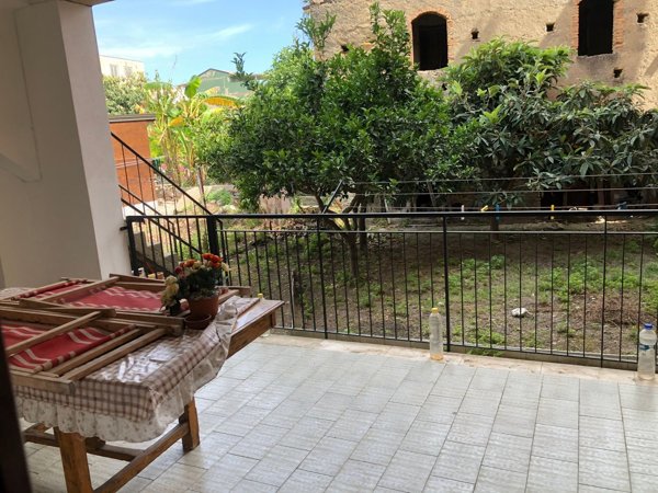 casa indipendente in affitto ad Oliveri