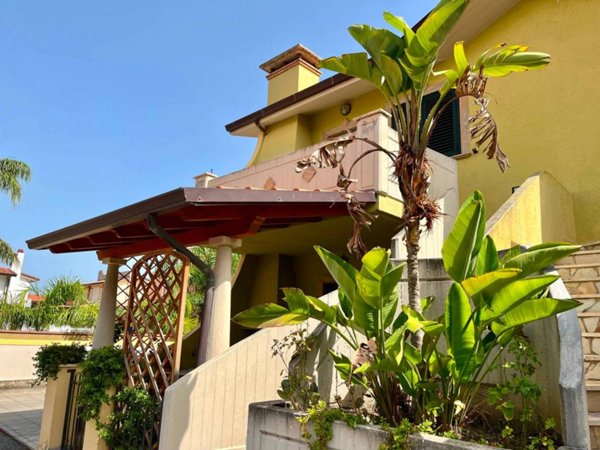 appartamento in affitto ad Oliveri