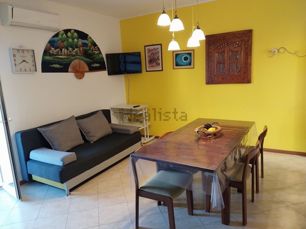 appartamento in affitto a Roccalumera