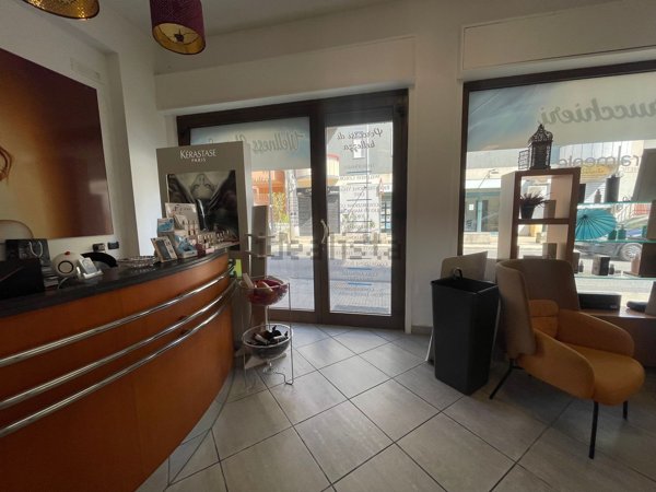 locale commerciale in affitto a Rometta