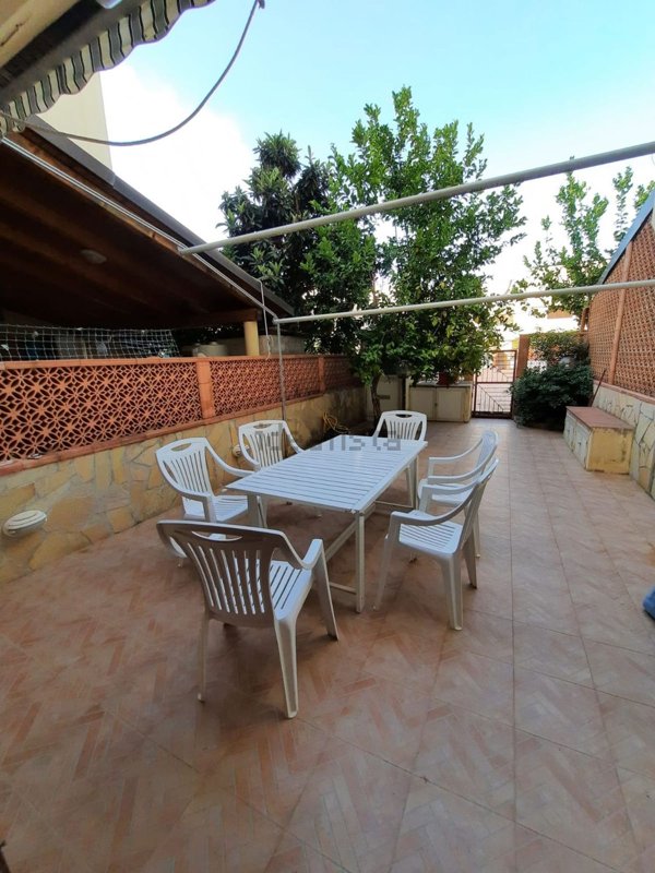 appartamento in affitto a Rometta in zona Rometta Marea