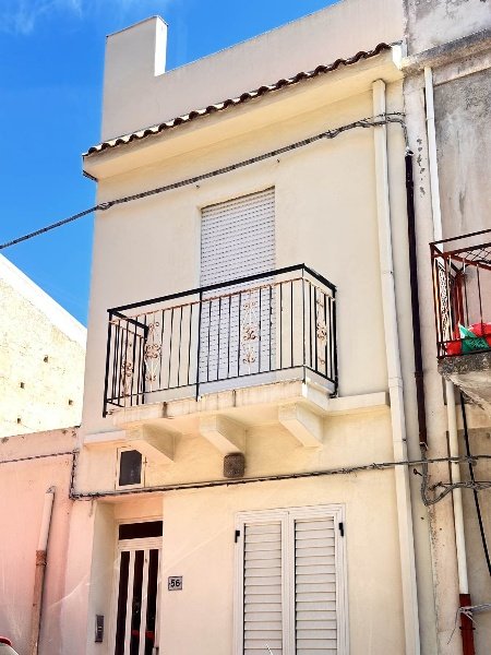 casa indipendente in affitto a Santa Teresa di Riva