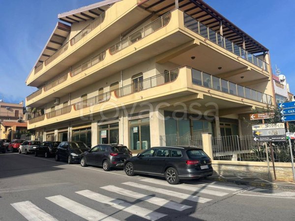 ufficio in affitto a Santa Teresa di Riva