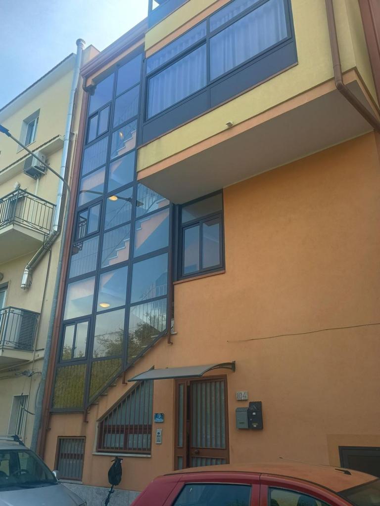 appartamento in affitto a Santa Teresa di Riva
