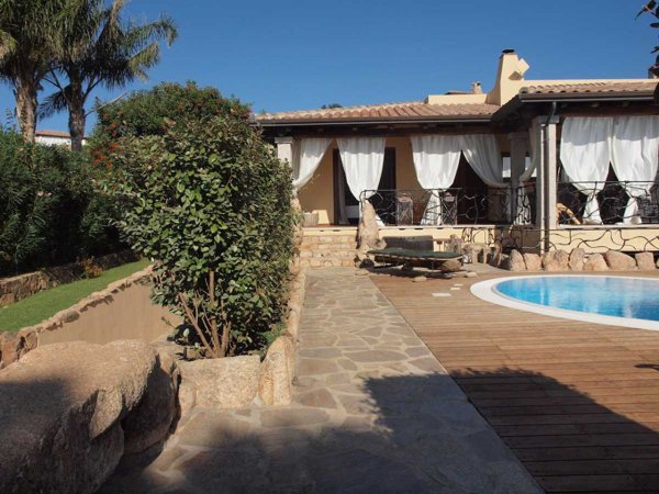 casa indipendente in affitto a San Teodoro(ME)