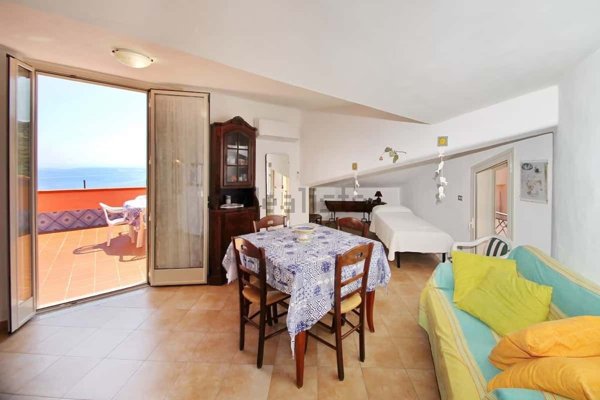 appartamento in affitto a Santo Stefano di Camastra