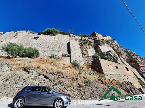 appartamento in affitto a Scaletta Zanclea in zona Scaletta Superiore