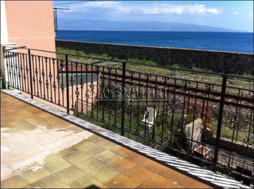 appartamento in affitto a Scaletta Zanclea