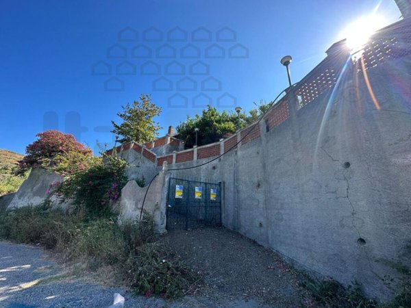 casa indipendente in affitto a Spadafora
