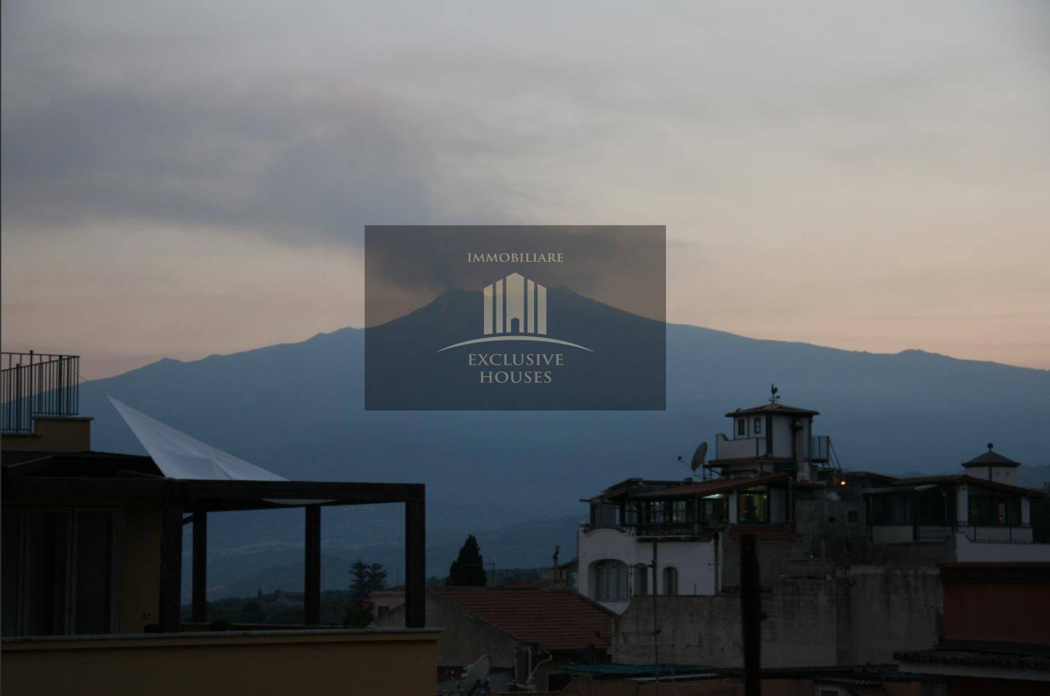 appartamento in affitto a Taormina