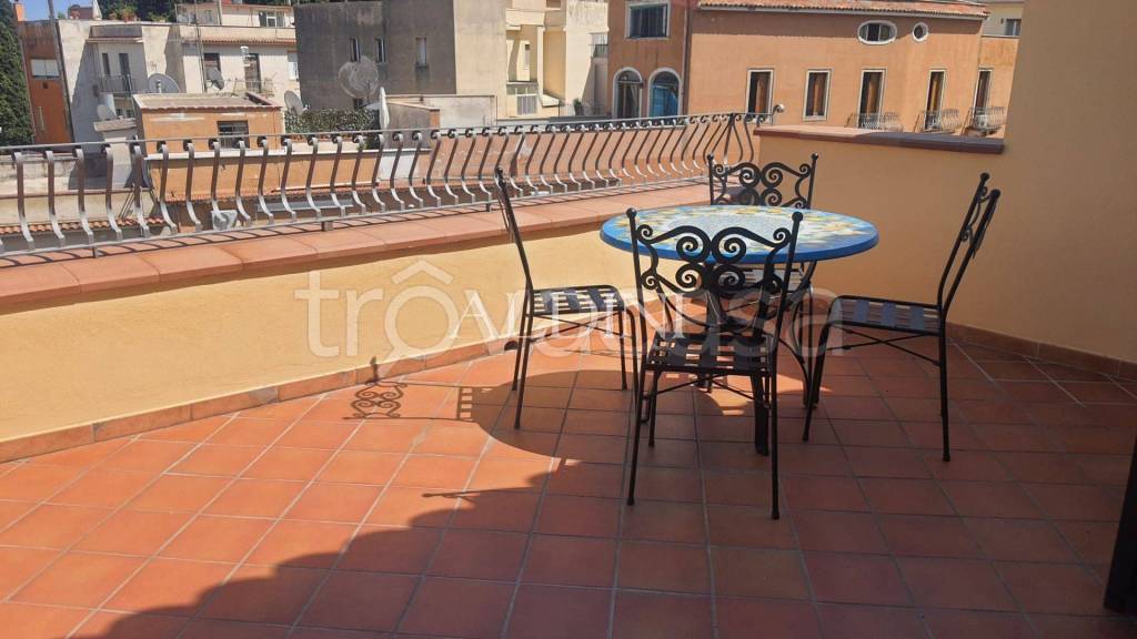 appartamento in affitto a Taormina