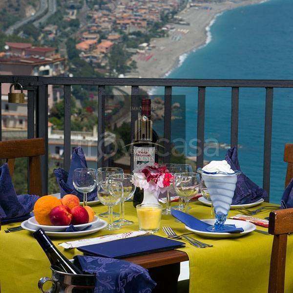 negozio in affitto a Taormina