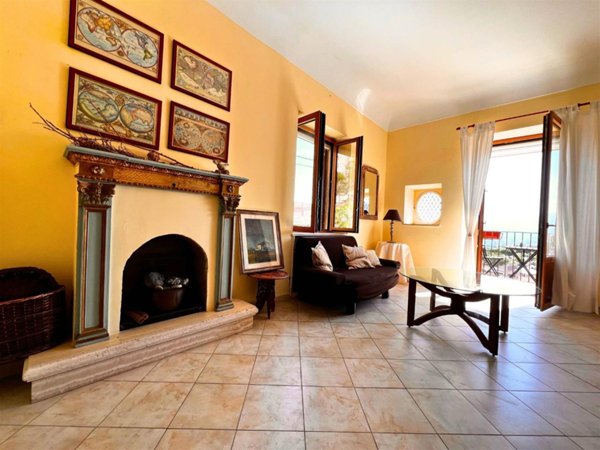 appartamento in affitto a Taormina