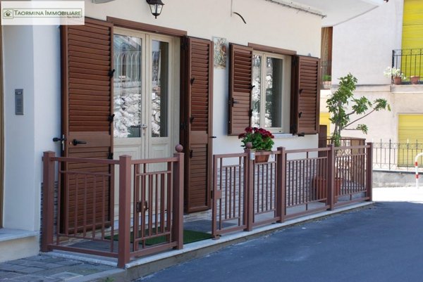 appartamento in affitto a Taormina