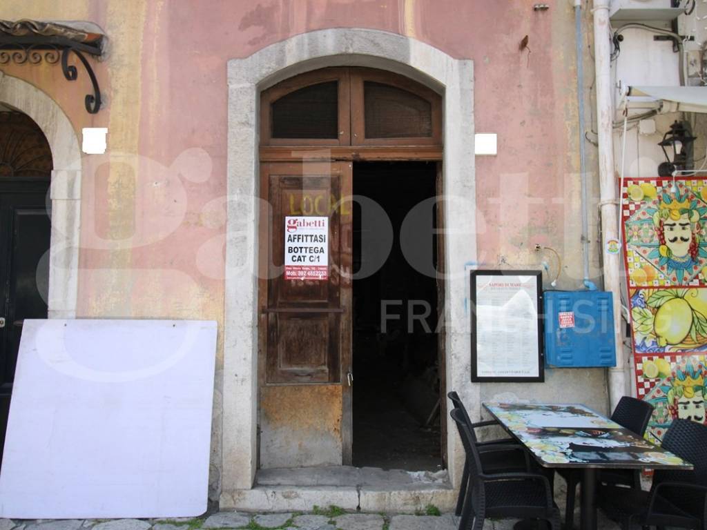 negozio in affitto a Taormina