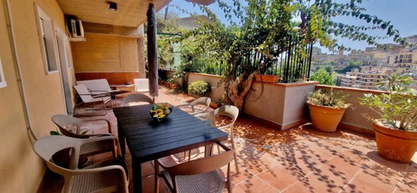 appartamento in affitto a Taormina