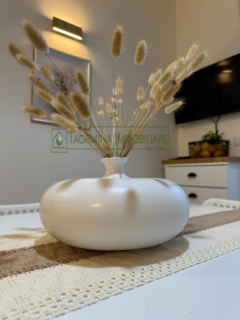 appartamento in affitto a Taormina in zona Mazzeo