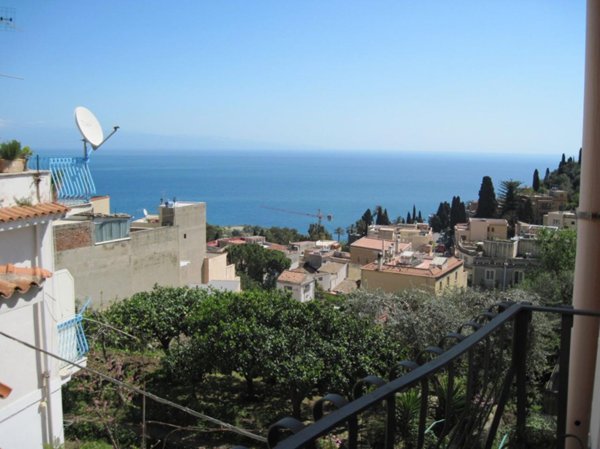 appartamento in affitto a Taormina