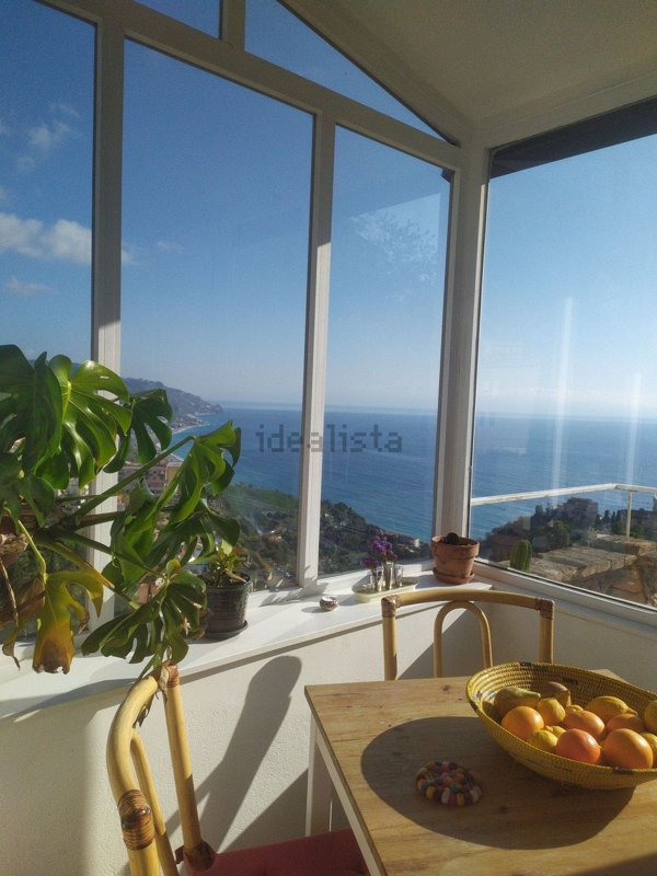 appartamento in affitto a Taormina