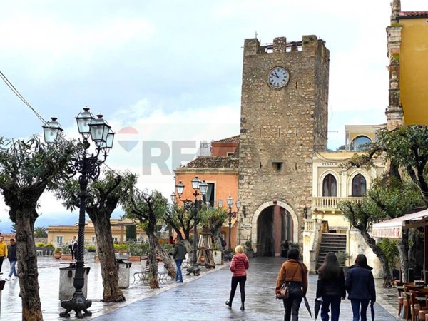 appartamento in affitto a Taormina