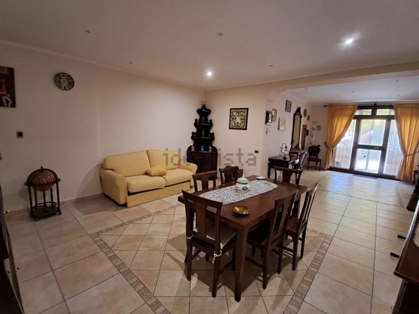 appartamento in affitto a Taormina