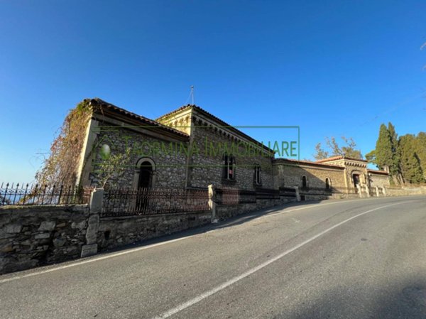 casa indipendente in affitto a Taormina