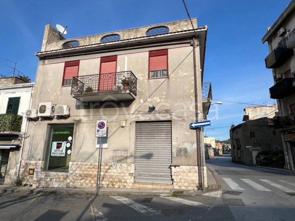 quadrivano in affitto a Villafranca Tirrena