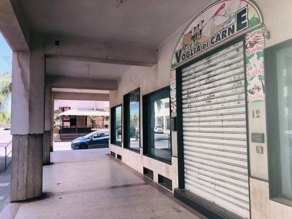 negozio in affitto a Terme Vigliatore
