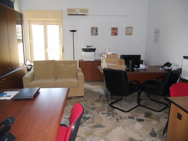 ufficio in affitto ad Agrigento in zona Quadrivio Spinasanta