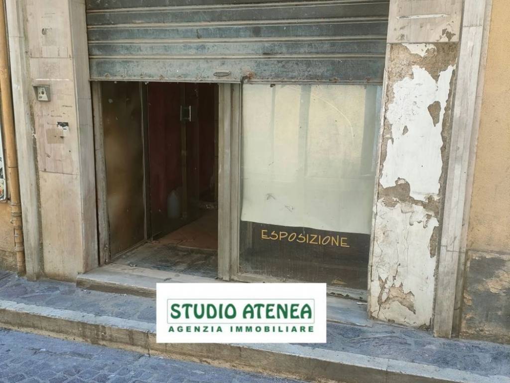 negozio in affitto ad Agrigento in zona Centro Storico