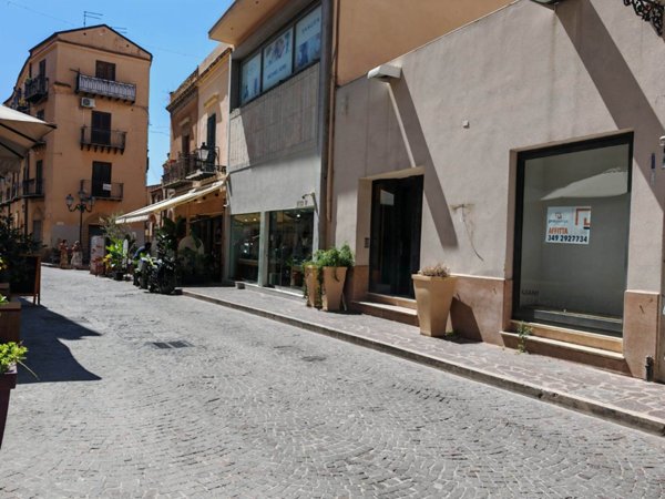 negozio in affitto ad Agrigento in zona Centro Storico