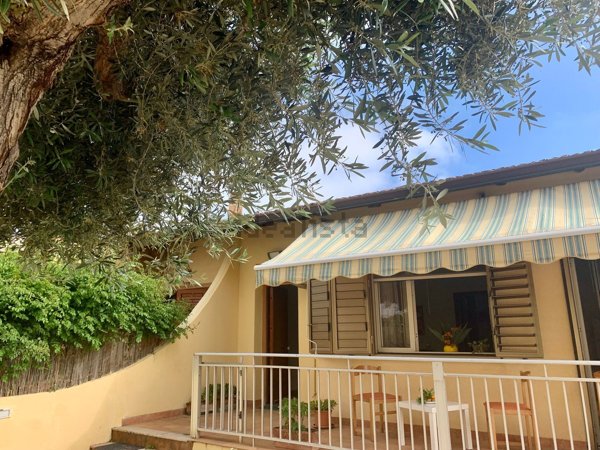 casa indipendente in affitto ad Agrigento in zona San Leone