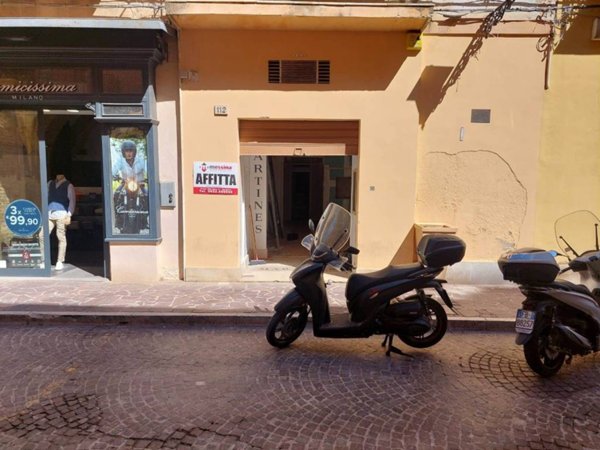 negozio in affitto ad Agrigento in zona Centro Storico