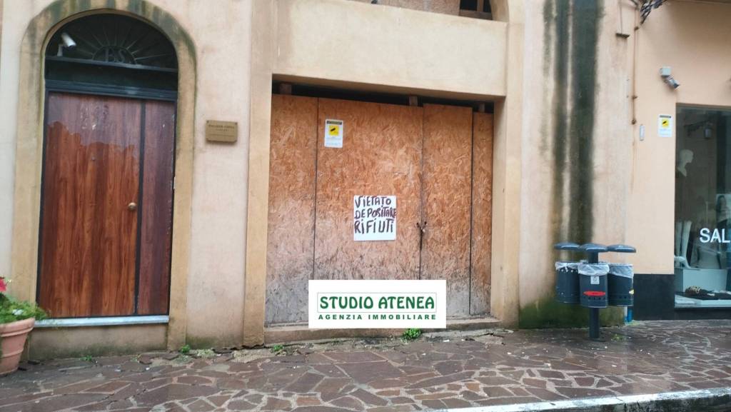 negozio in affitto ad Agrigento in zona Centro Storico