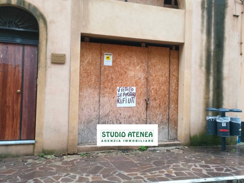 negozio in affitto ad Agrigento in zona Centro Storico