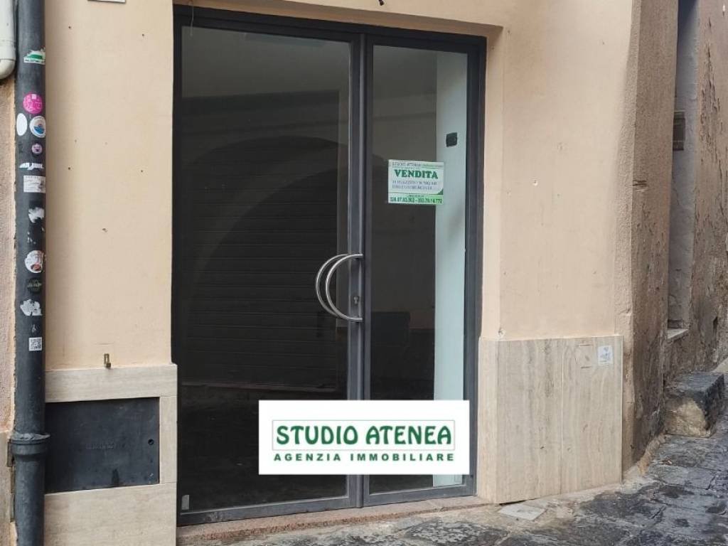 negozio in affitto ad Agrigento in zona Centro Storico
