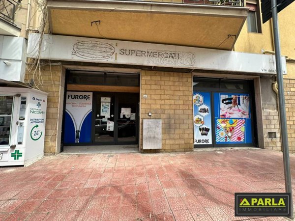 negozio in affitto a Canicattì