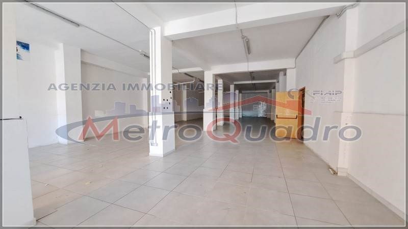 locale commerciale in affitto a Canicattì