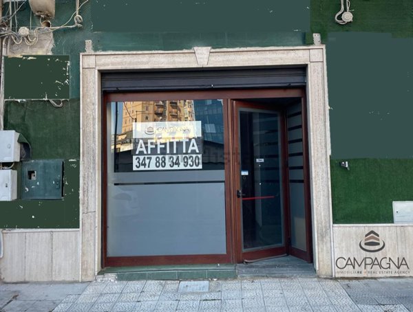locale commerciale in affitto a Canicattì
